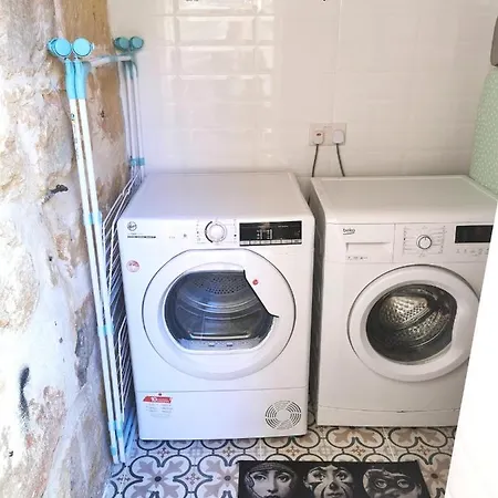 Bed and breakfast 2 Large Ensuite Bedrooms In Boutique Style With Pool