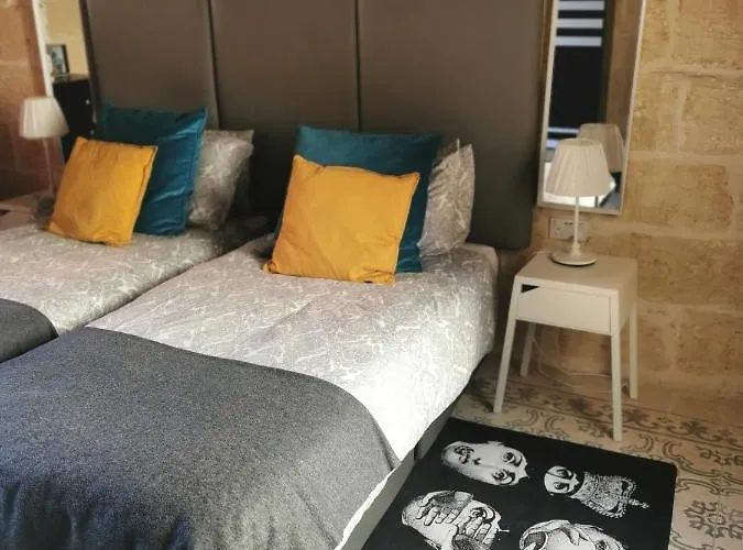 B&B 2 Large Ensuite Bedrooms In Boutique Style With Pool 자프라