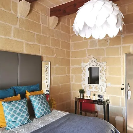 2 Large Ensuite Bedrooms In Boutique Style With Pool فندق مبيت وإفطار Xagħra