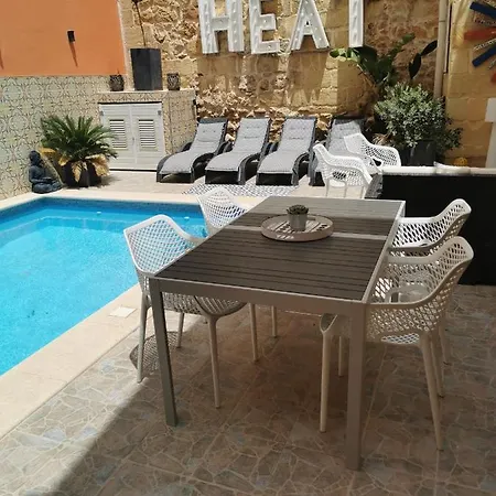 2 Large Ensuite Bedrooms In Boutique Style With Pool Xaghra