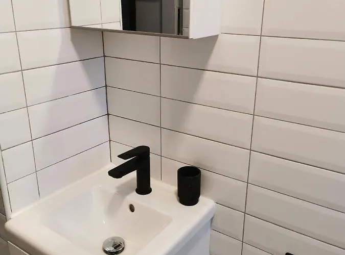 2 Large Ensuite Bedrooms In Boutique Style With Pool לינה וארוחת בוקר