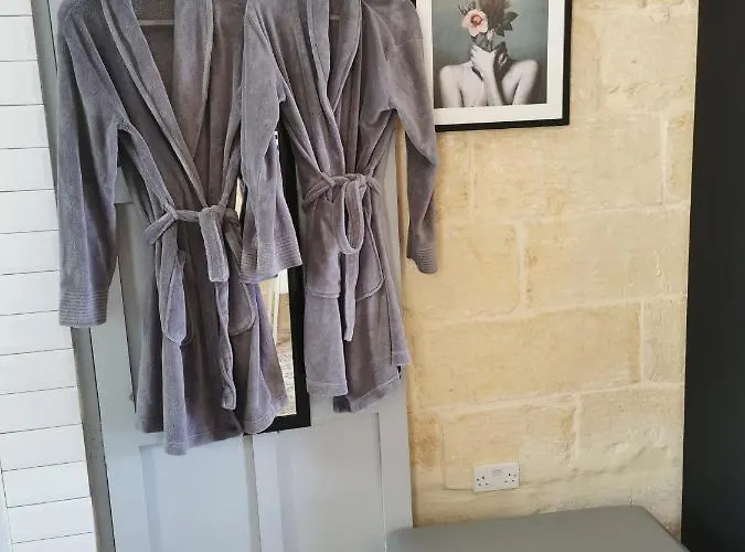 فندق مبيت وإفطار 2 Large Ensuite Bedrooms In Boutique Style With Pool Xagħra