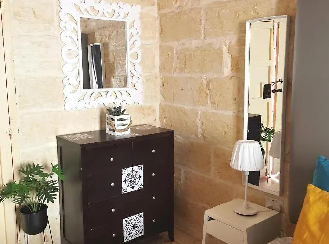 فندق مبيت وإفطار 2 Large Ensuite Bedrooms In Boutique Style With Pool 4*