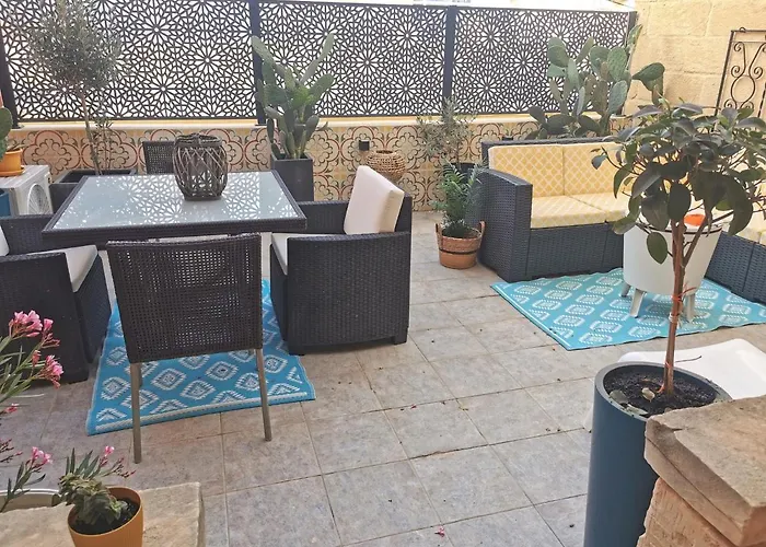 לינה וארוחת בוקר 2 Large Ensuite Bedrooms In Boutique Style With Pool Xagħra