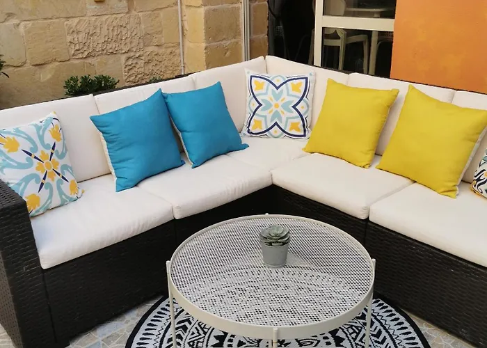 2 Large Ensuite Bedrooms In Boutique Style With Pool 4* Xagħra