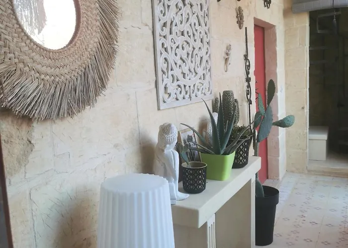 2 Large Ensuite Bedrooms In Boutique Style With Pool לינה וארוחת בוקר